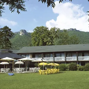Domaine Du Roc Nantais Resort